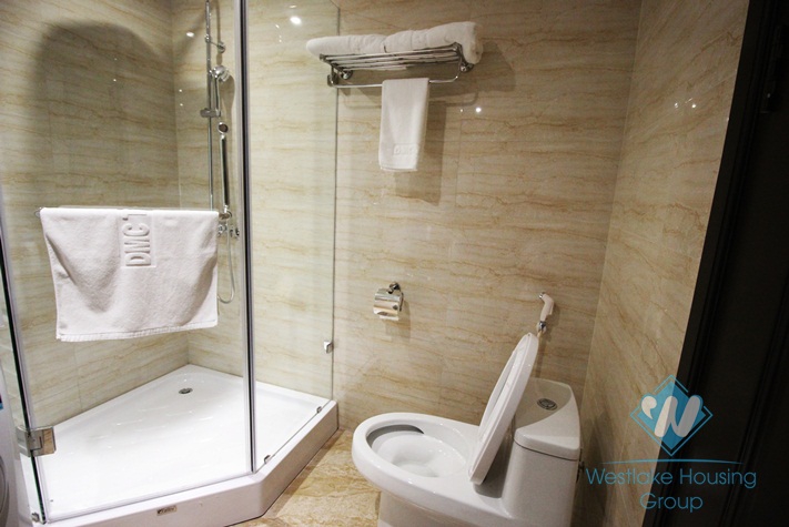 Nice and quality 02 bedrooms apartment in Ba Dinh district for rent!